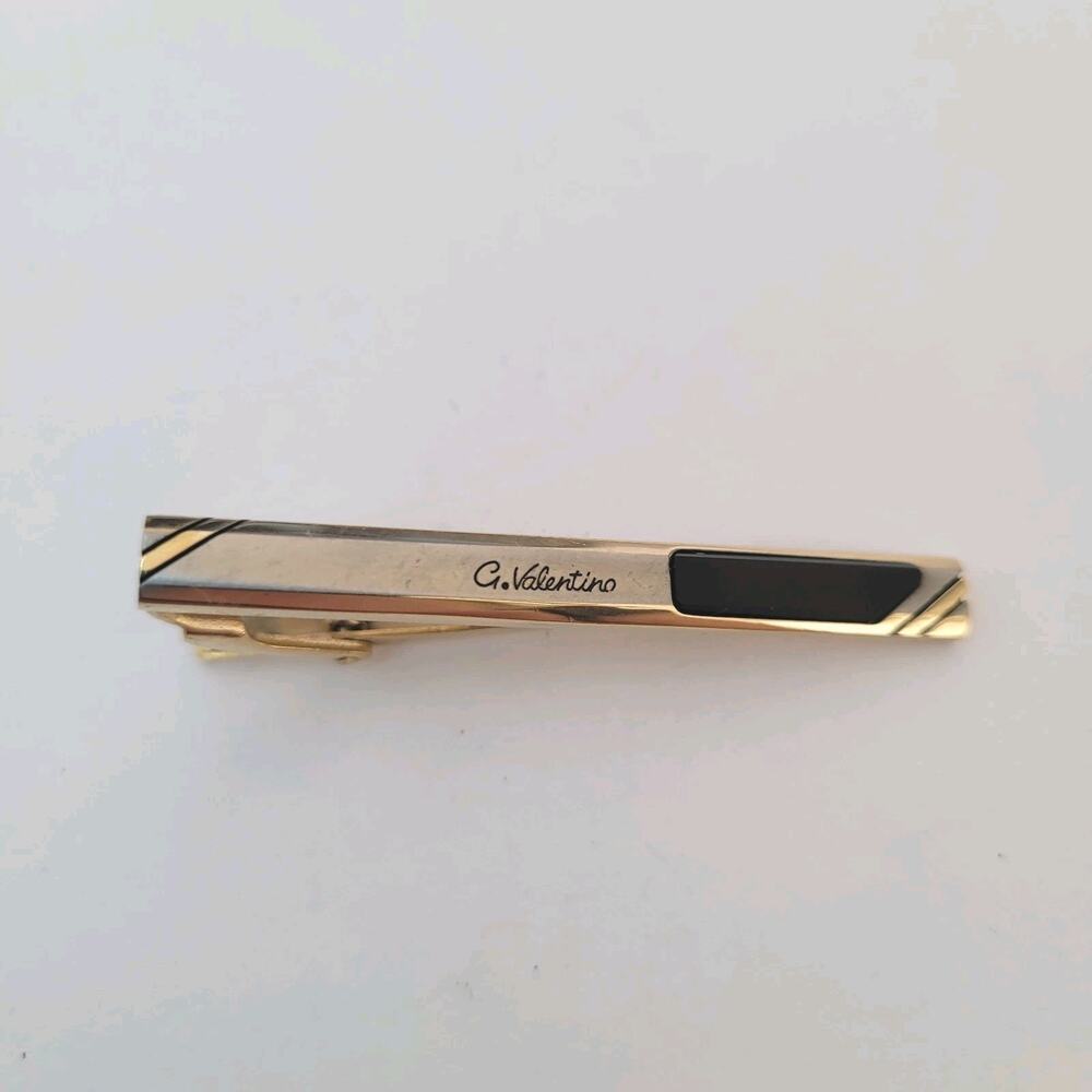 G. Valentino Vintage Tie Clasp Clip Bar Gold Silver Black Onyx Logo Italian Tack